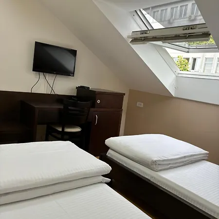 Atrium ベッド・アンド・ブレックファスト スレムスカ・ミトロヴィツァ